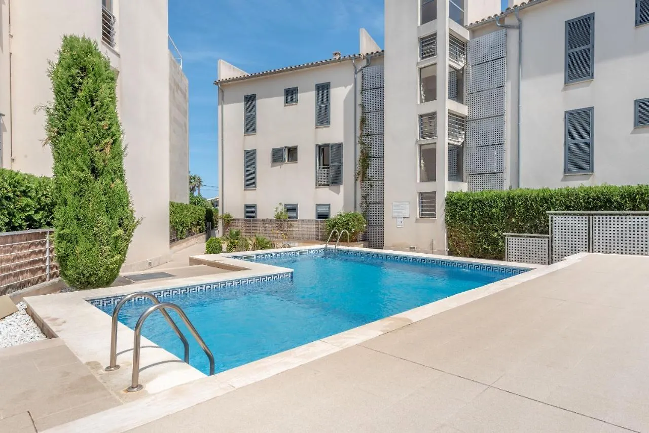 Residencial Llenaire Apartment Port de Pollenca Spain
